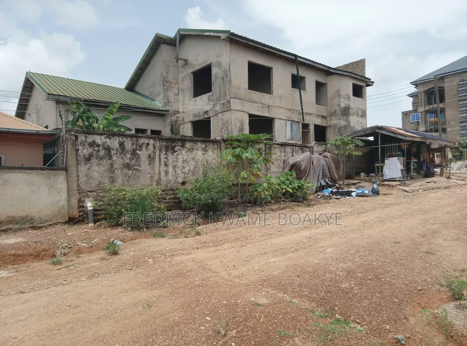 7bdrm House in Brother K Estate, Kumasi Metropolitan for sale