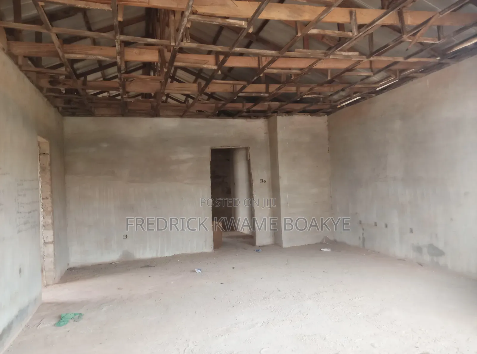 7bdrm House in Brother K Estate, Kumasi Metropolitan for sale
