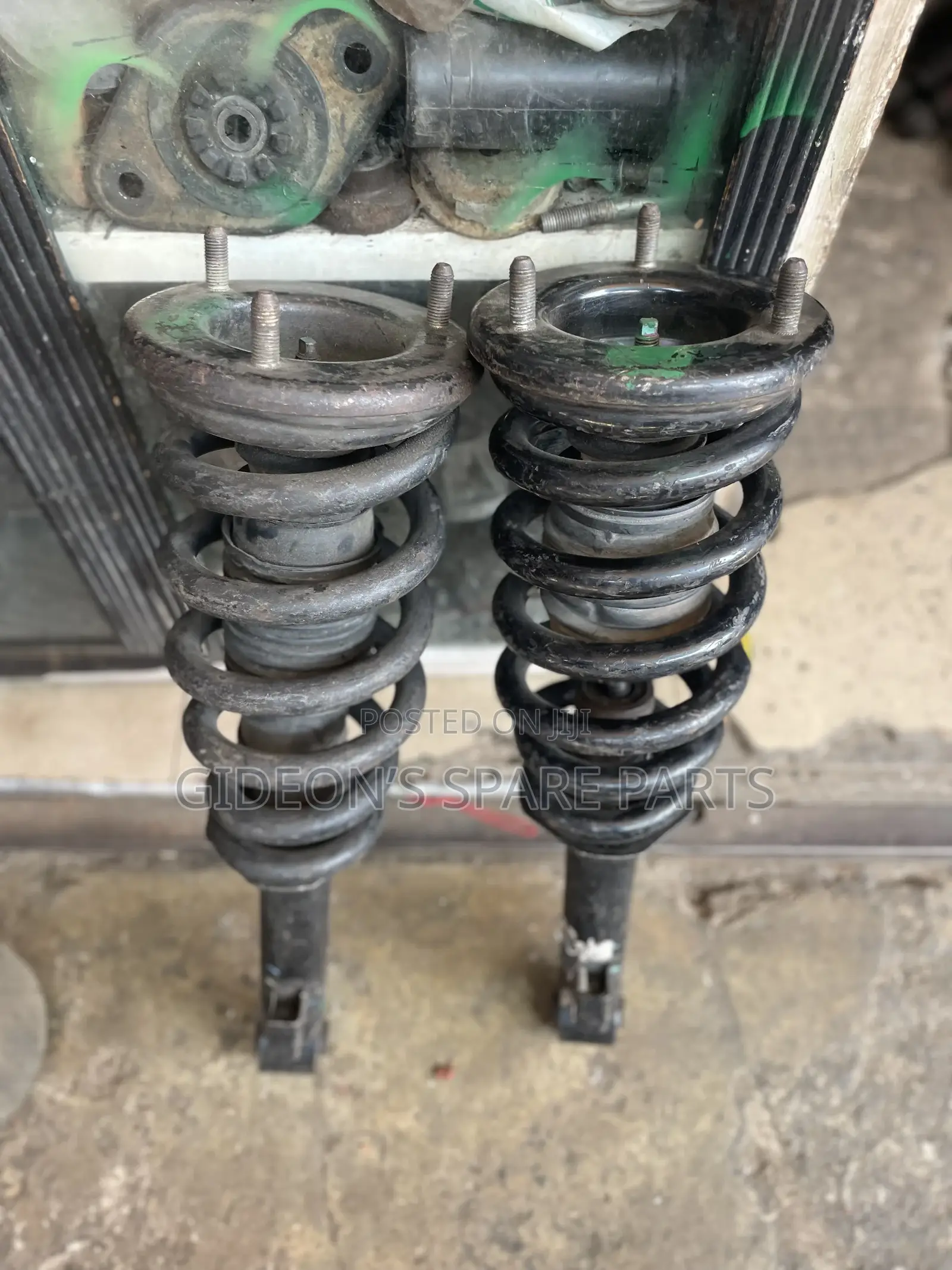 Mitsubishi Pajero 2010 Back Shock Absorber