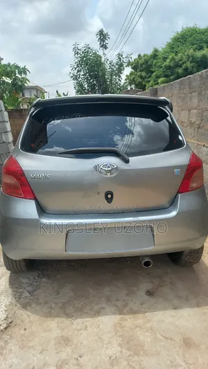 Toyota Yaris 2008 Gray