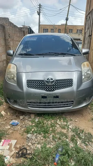 Toyota Yaris 2008 Gray