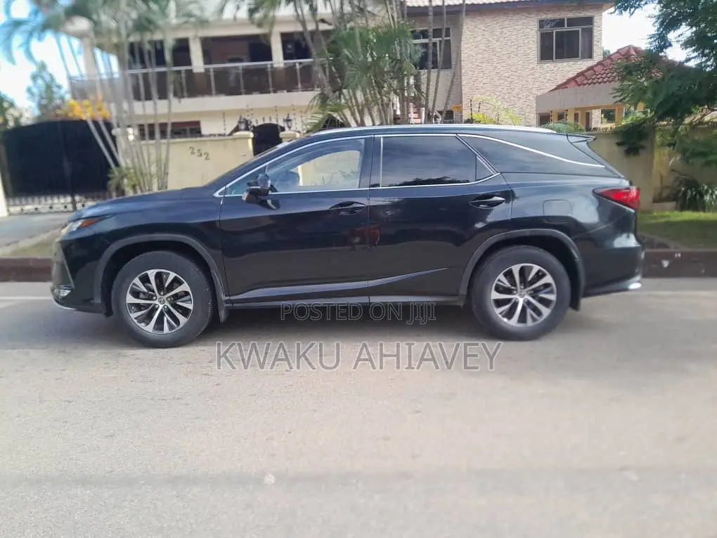 Lexus RX 2022 Black