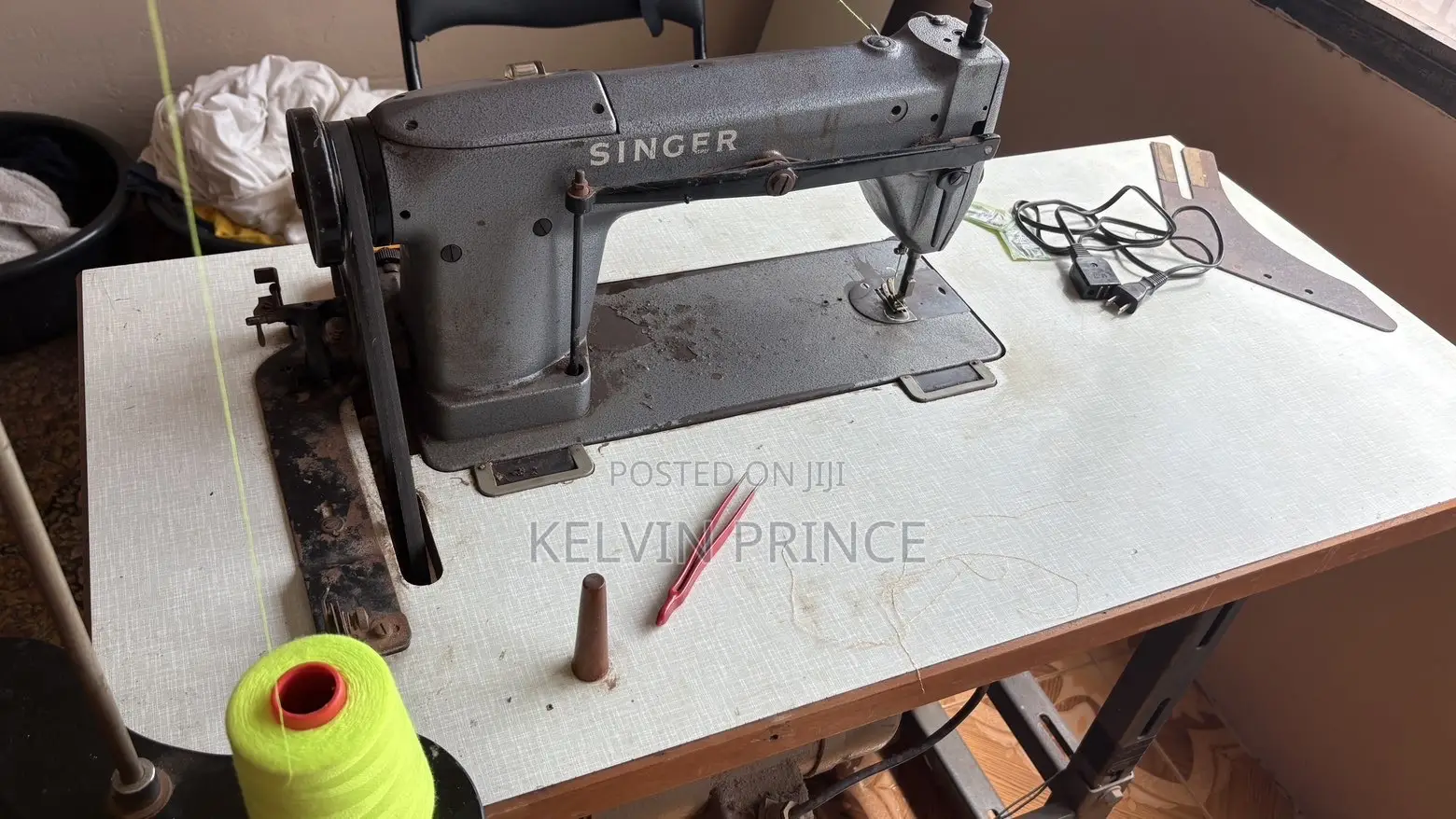 Singer Sewing Machine