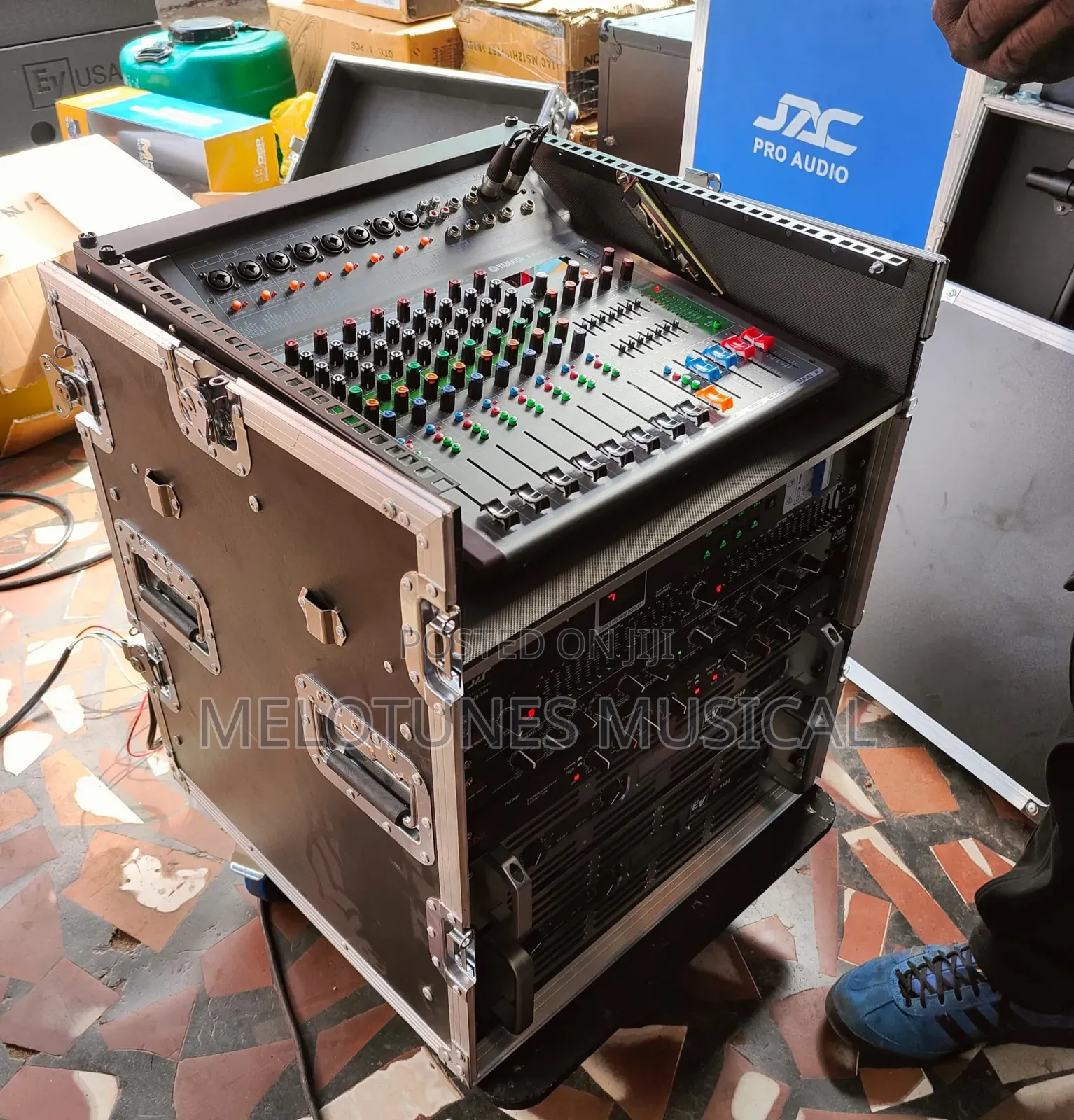 Professional JBL Full Set of Speakers ( Cabling Incuded)