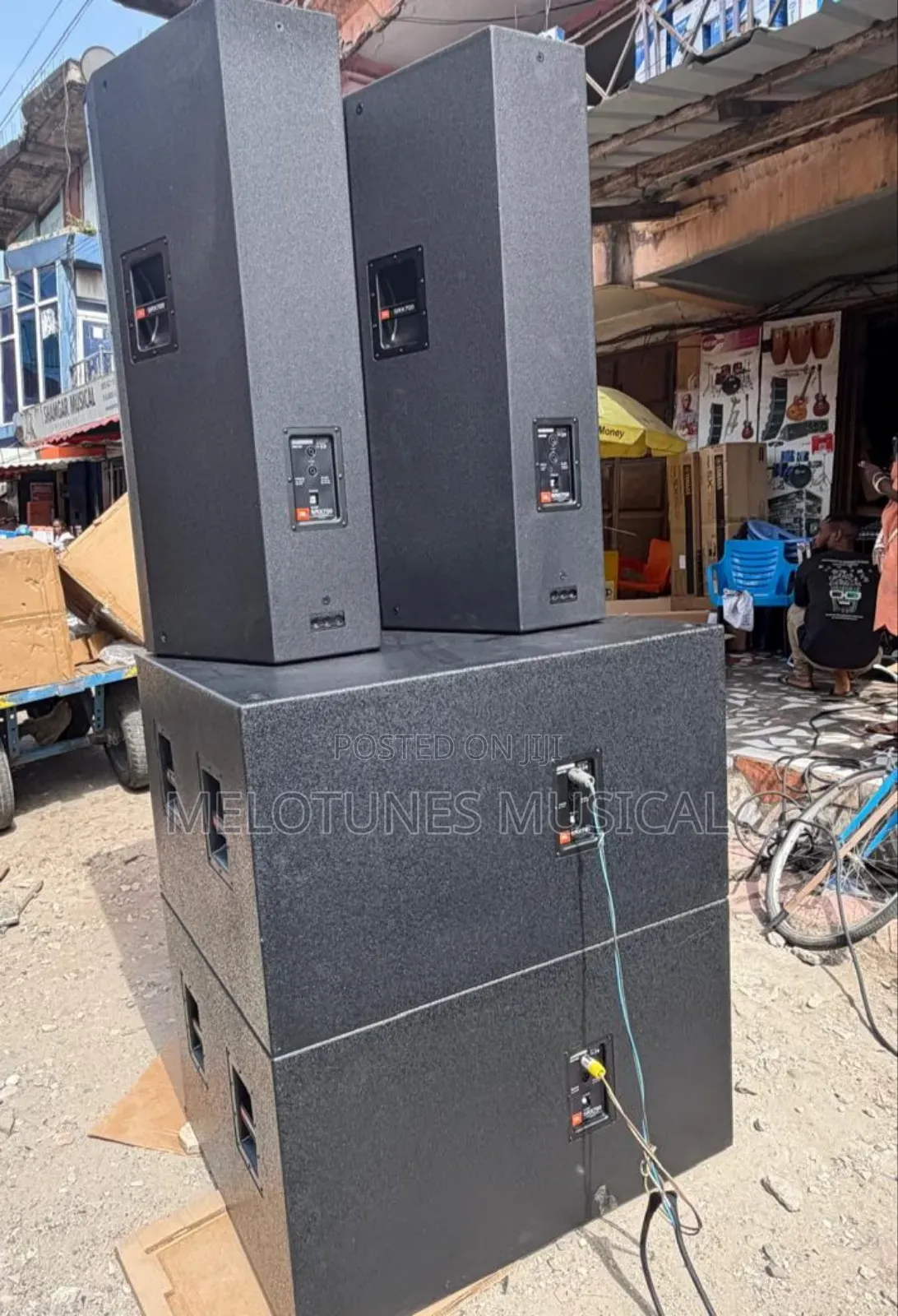 Professional JBL Full Set of Speakers ( Cabling Incuded)