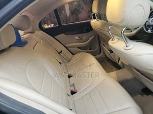 Mercedes-Benz C300 Luxury 4Matic Sedan AWD (2.0L 4cyl 7A) 2016 Black
