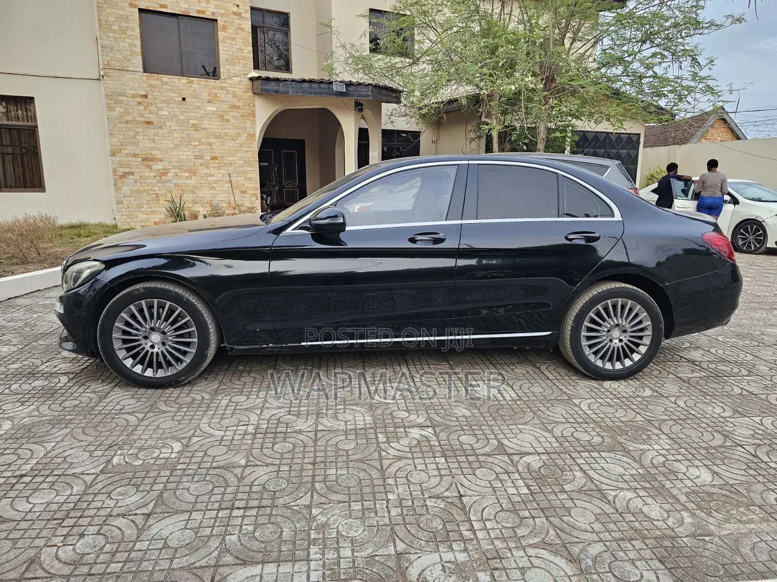Mercedes-Benz C300 Luxury 4Matic Sedan AWD (2.0L 4cyl 7A) 2016 Black