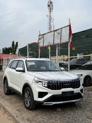 Kia Sportage EX 2021 White