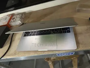 Laptop Apple MacBook Pro 8GB Intel Core i5 SSD 128GB