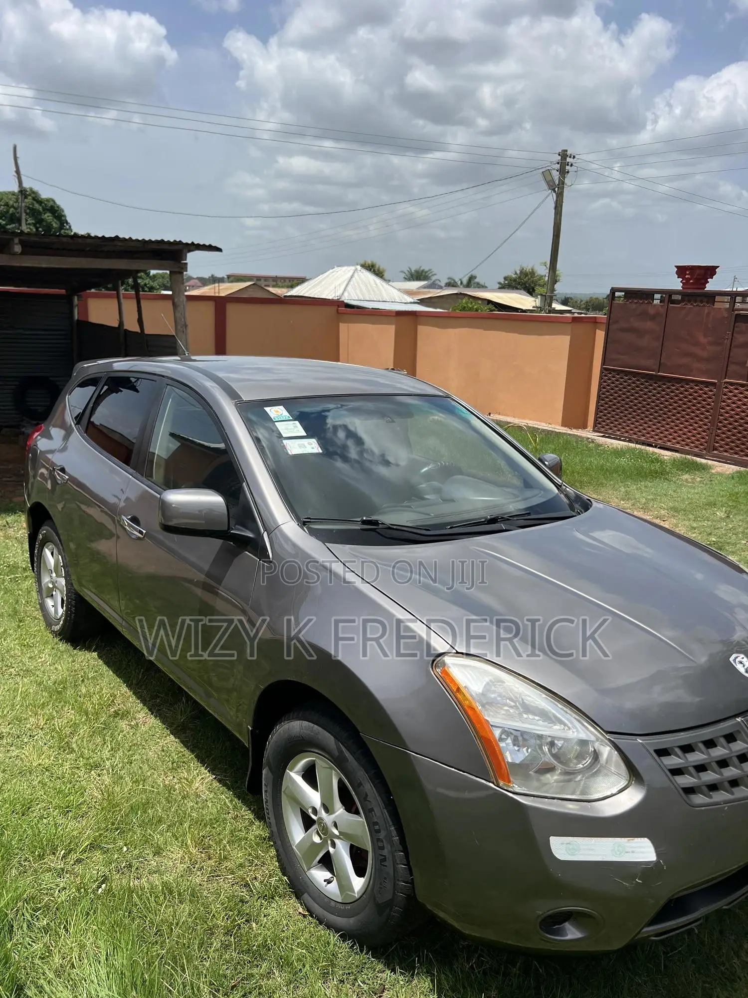 Nissan Rogue SV 2012 Gray