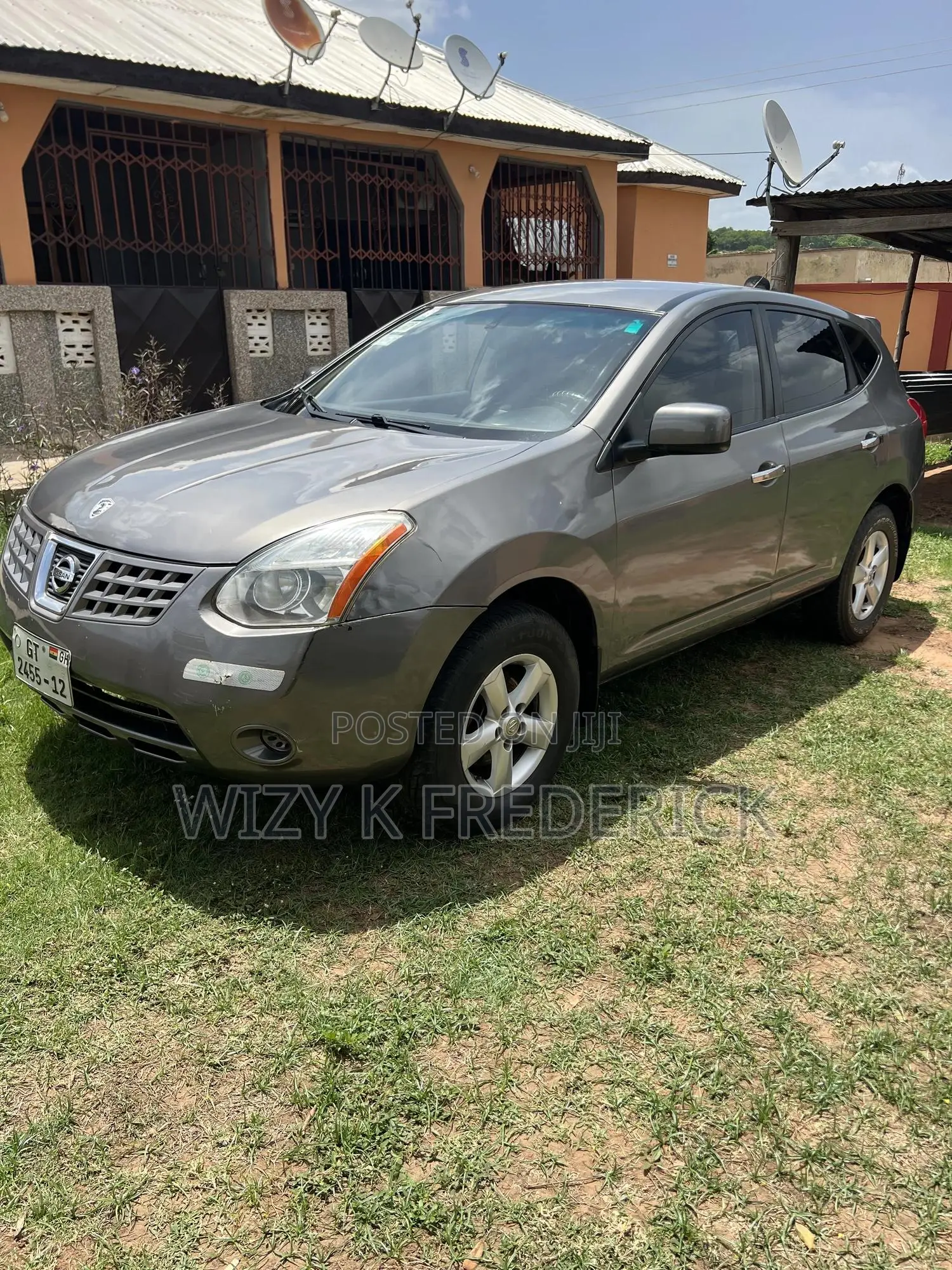 Nissan Rogue SV 2012 Gray