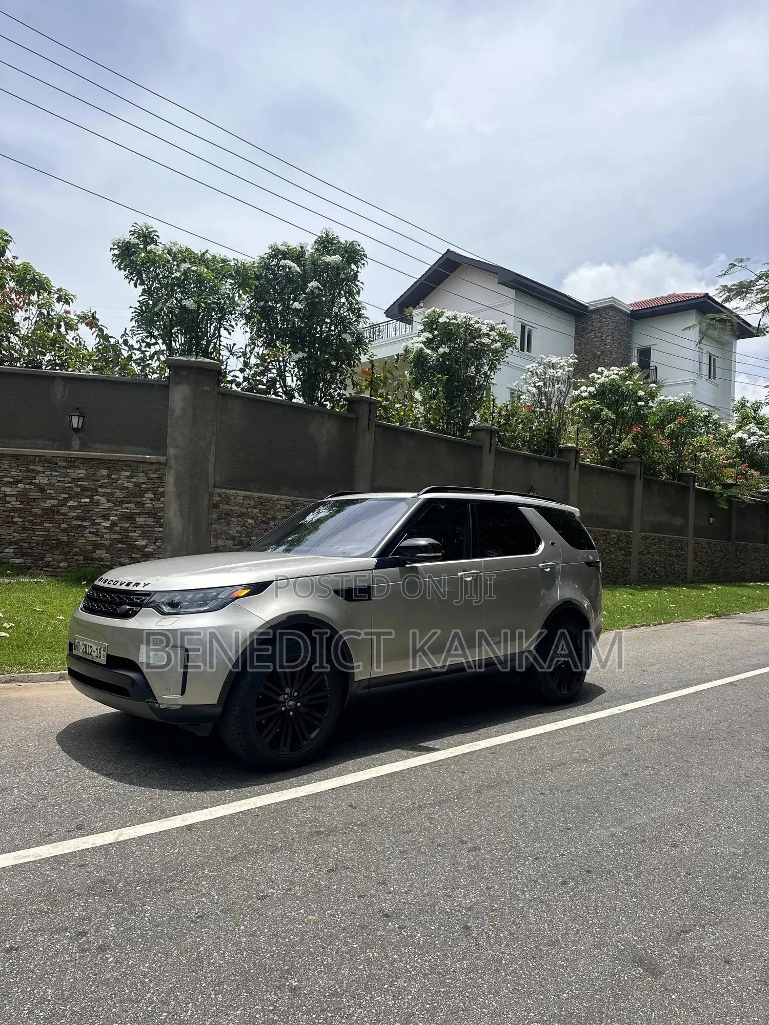 Land Rover Discovery HSE 4x4 2018 Silver