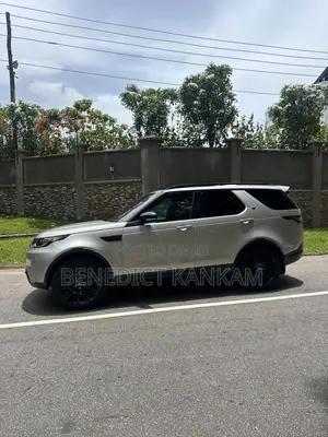 Land Rover Discovery HSE 4x4 2018 Silver