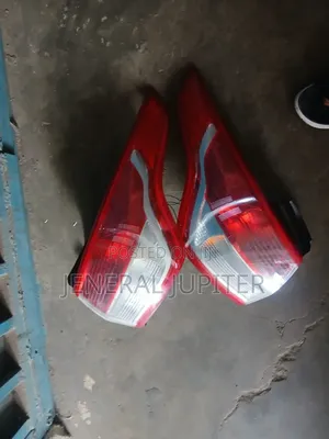 Ford Escape 2013,2014,2015 Tail Light Pair.