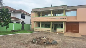 7bdrm House in Community 12, Sakumono for rent