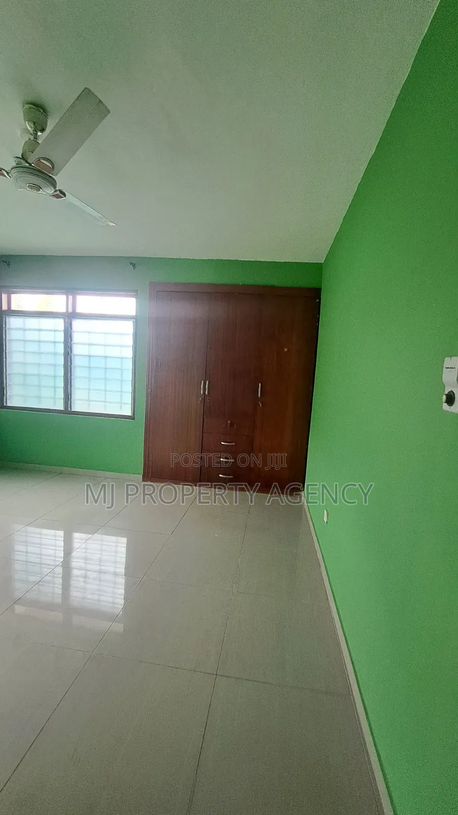 7bdrm House in Community 12, Sakumono for rent
