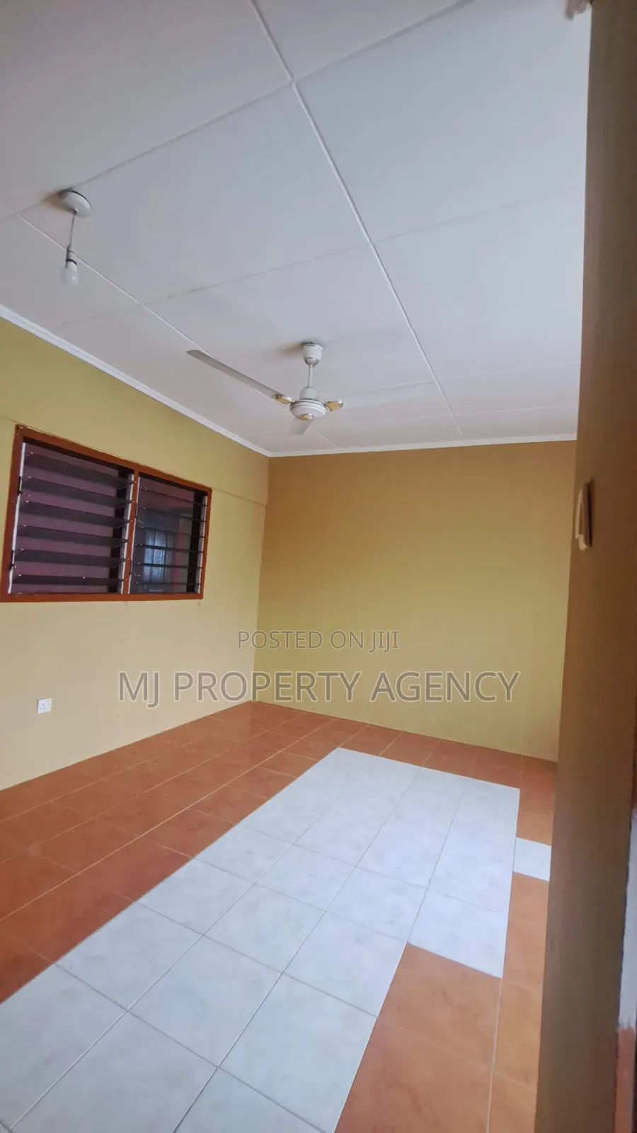 7bdrm House in Community 12, Sakumono for rent