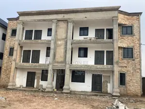 10bdrm Apartment in Kasoa Newtown, Gomoa East for sale