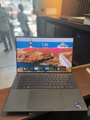 Laptop Dell Precision 5570 32GB Intel Core i7 SSD 512GB