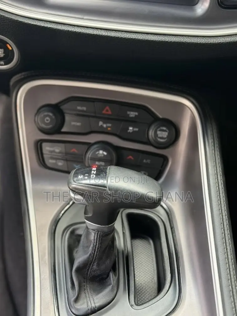 Dodge Challenger GT 2022 Gray