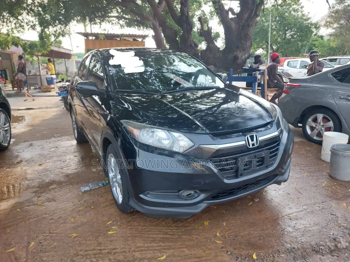 Honda HR-V 4dr SUV (1.5L 4cyl CVT) 2016 Black