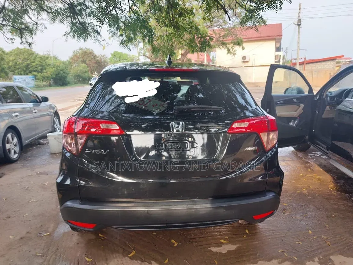 Honda HR-V 4dr SUV (1.5L 4cyl CVT) 2016 Black