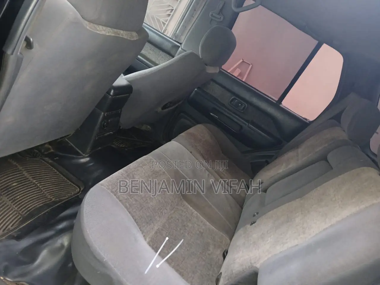 Nissan Pathfinder Automatic 2000 Black
