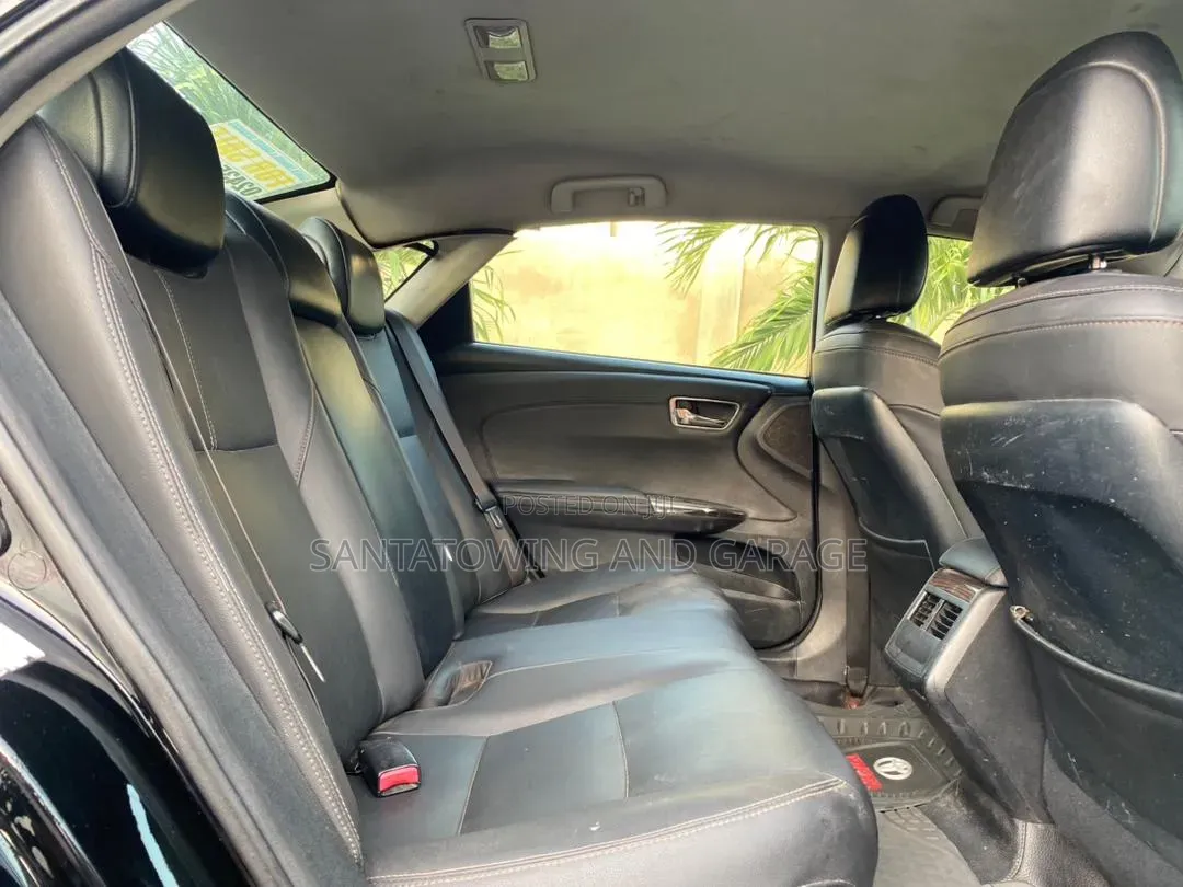 Toyota Avalon 2013 Black