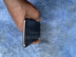 Apple XR 64 GB Black