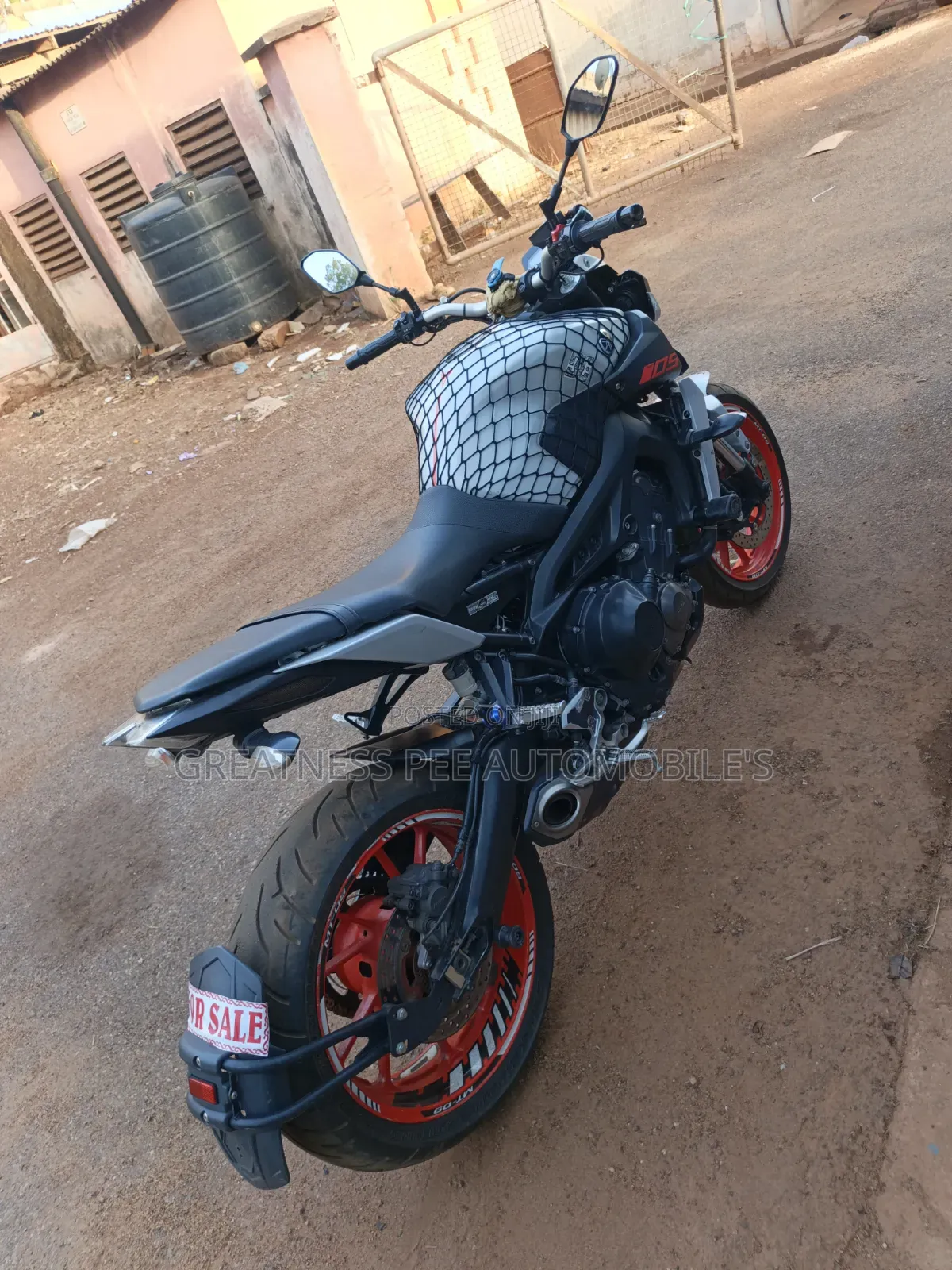 Yamaha 2018 White