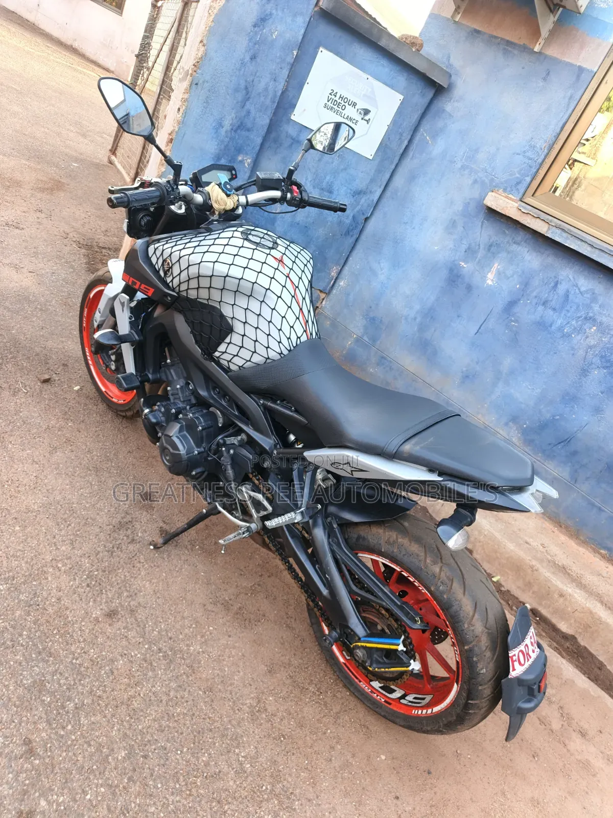 Yamaha 2018 White