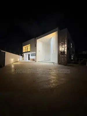 4bdrm Duplex in East Legon, American House for sale