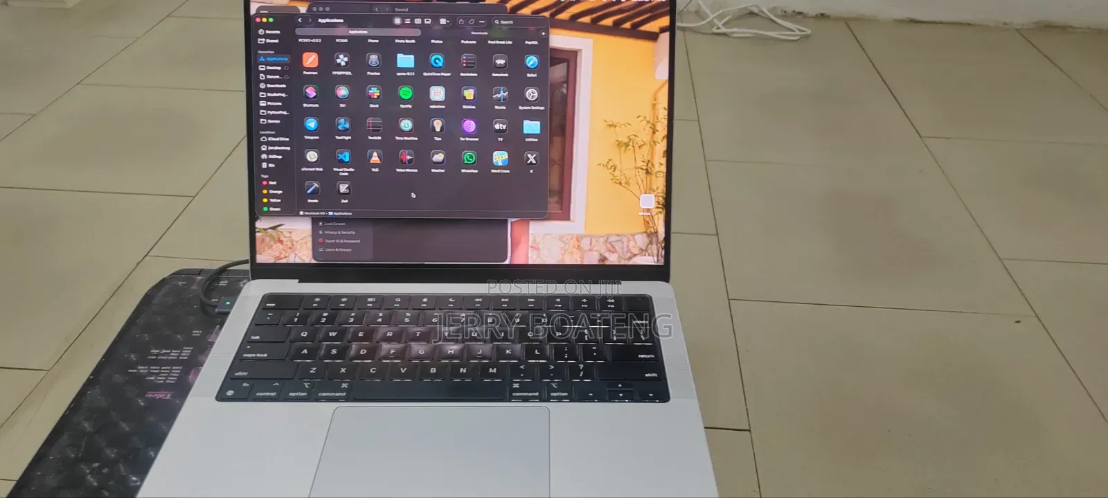 Laptop Apple MacBook Pro 2021 M1 16GB Apple M1 Pro SSD 500GB