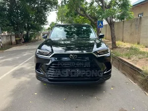 Toyota Grand Highlander Hybrid 2024 Black