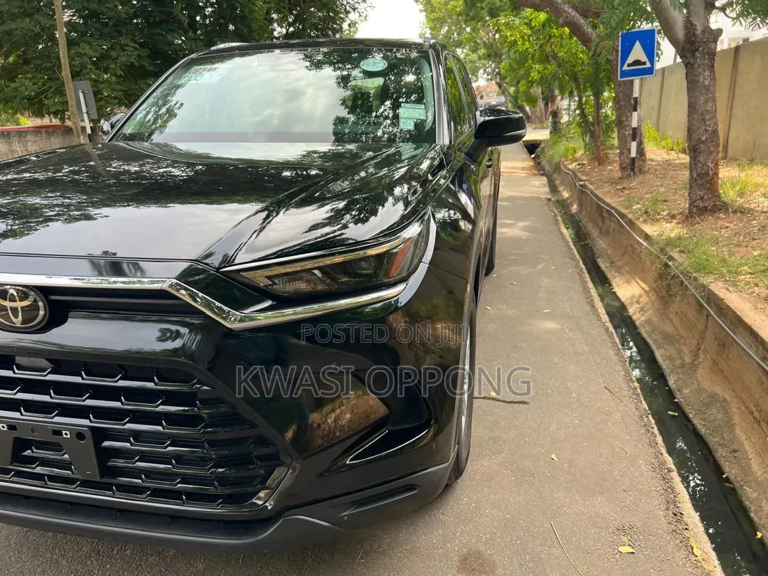 Toyota Grand Highlander Hybrid 2024 Black