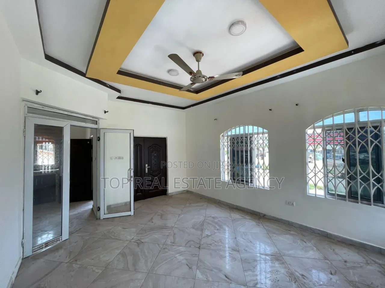 3bdrm Apartment in Nic for rent