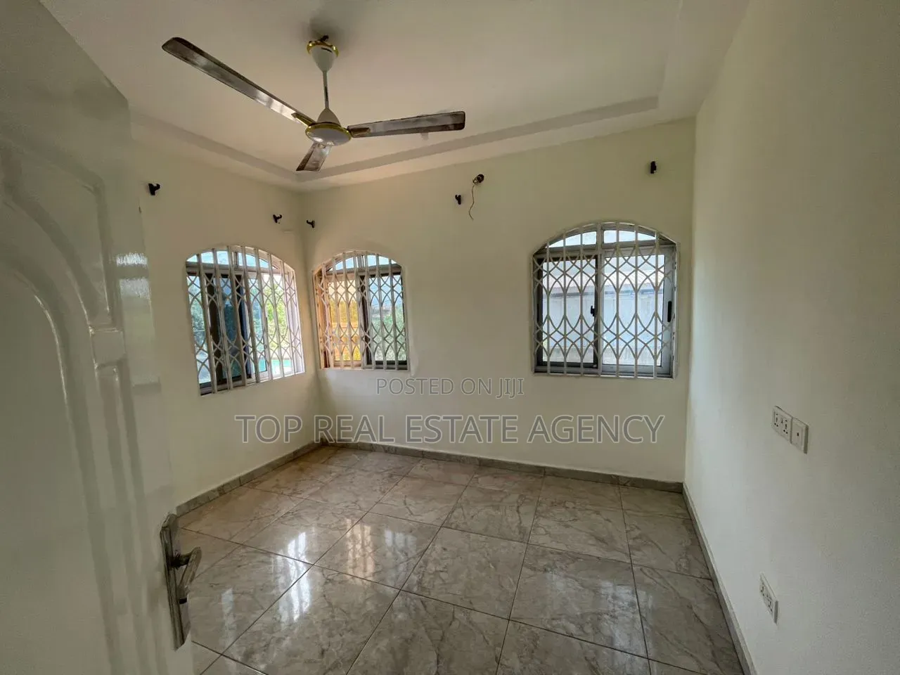 3bdrm Apartment in Nic for rent