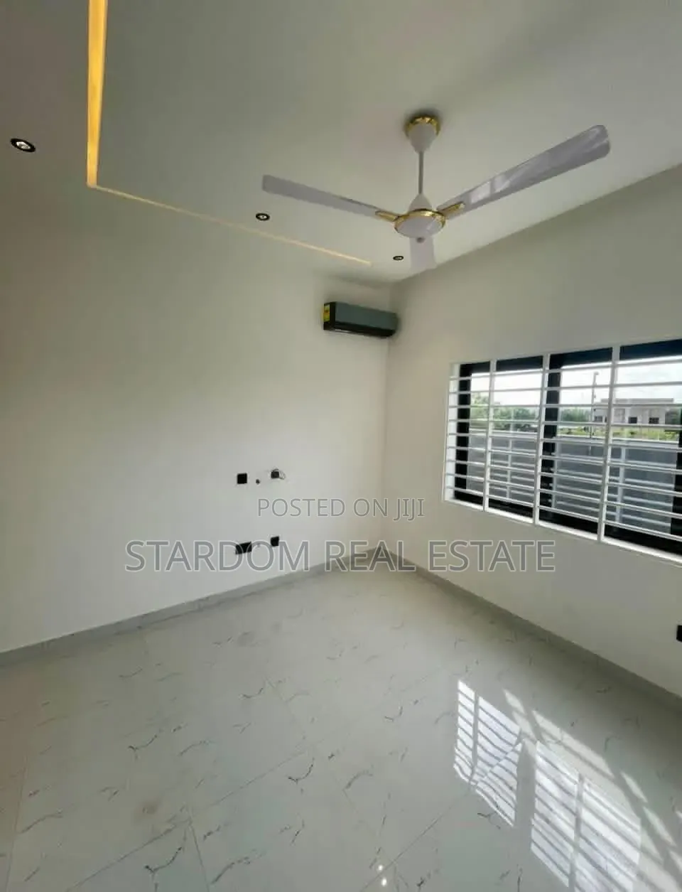 4bdrm Duplex in Ayi Mensah, Oyarifa Mall Area for sale