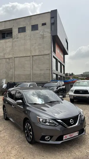 Nissan Sentra SR 2018 Gray