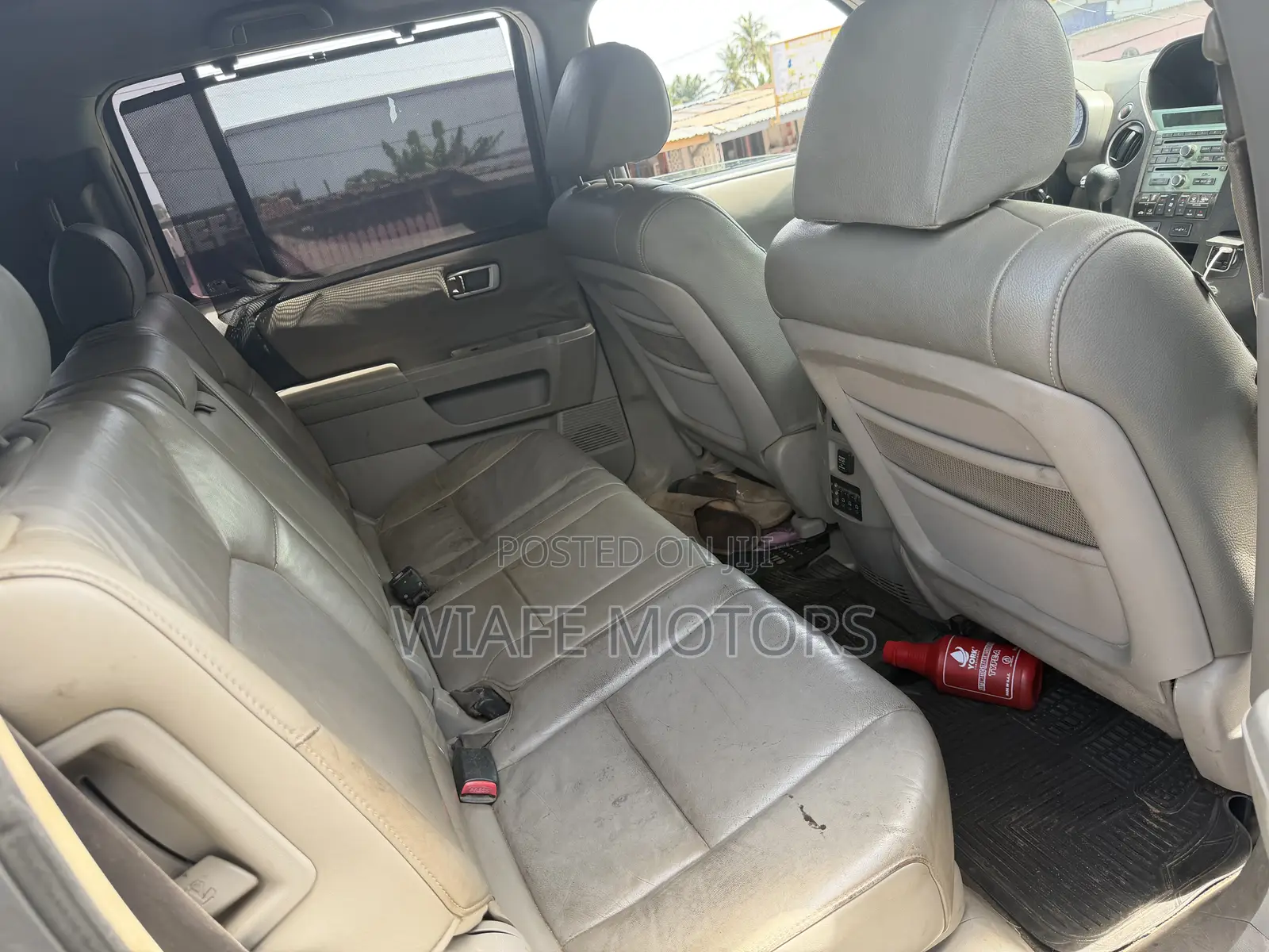 Honda Pilot Touring 4dr SUV 4WD (3.5L 6cyl 5A) 2009 Silver