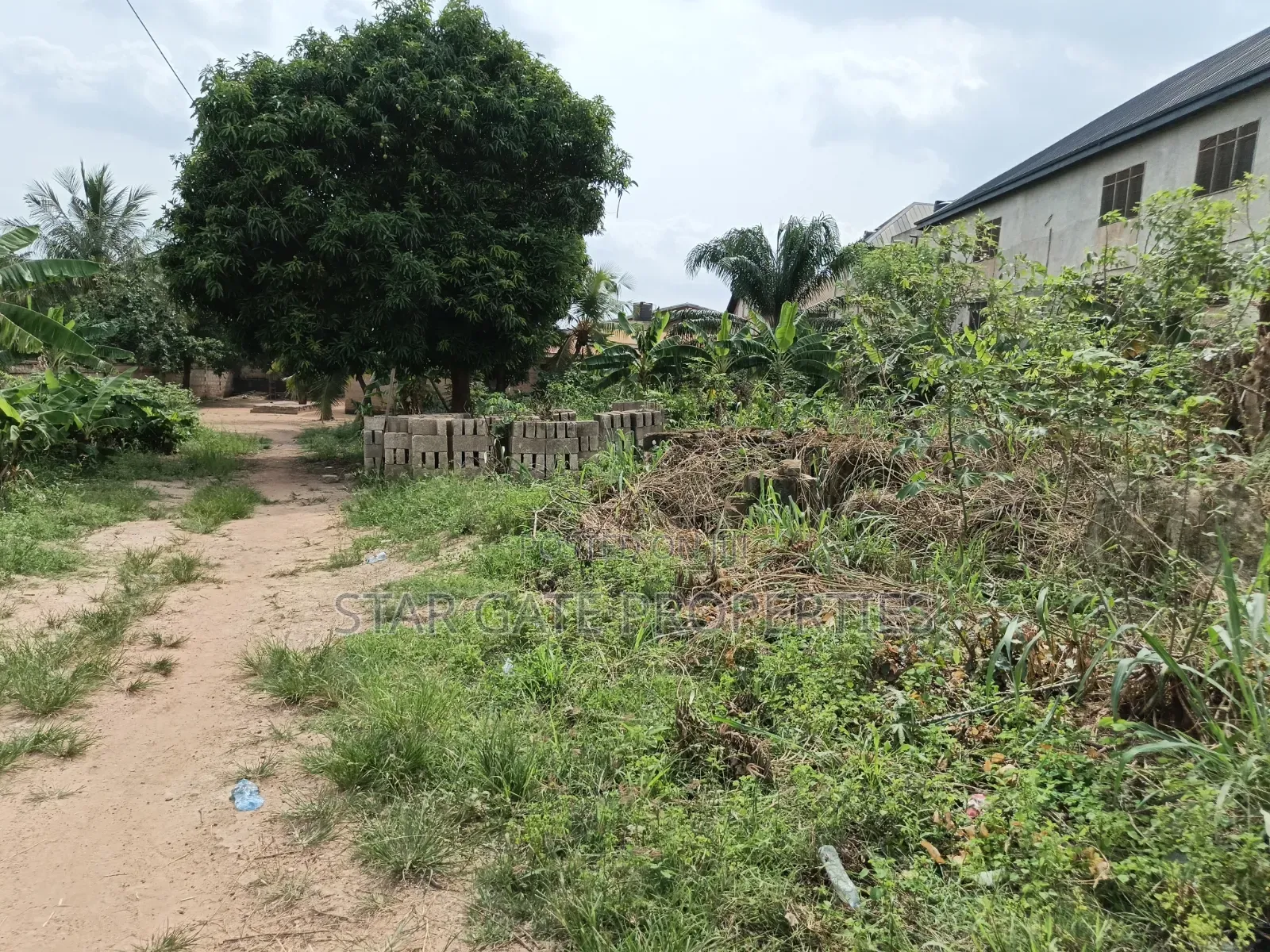 Plot for Sale at Gyenyase Nahinso ( Near Atonsu/ Kotei)