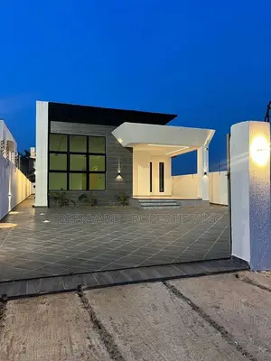 3bdrm House in Hills, East Legon for sale