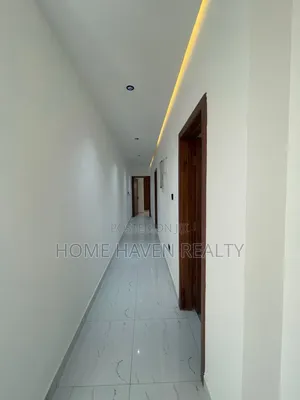 3bdrm House in Oyarifa for sale