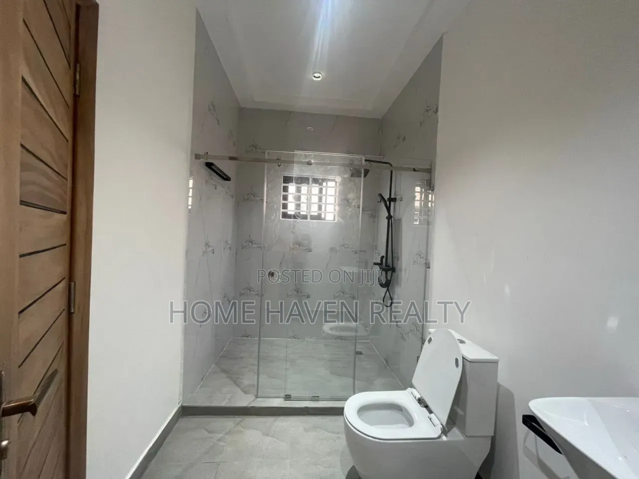3bdrm House in Oyarifa for sale