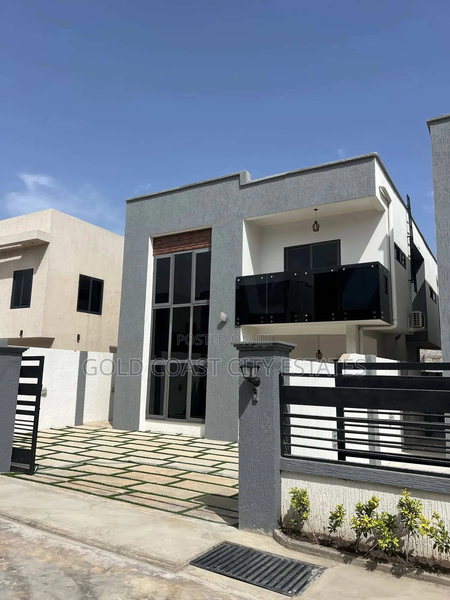 4bdrm House in Airport Residential Area for sale