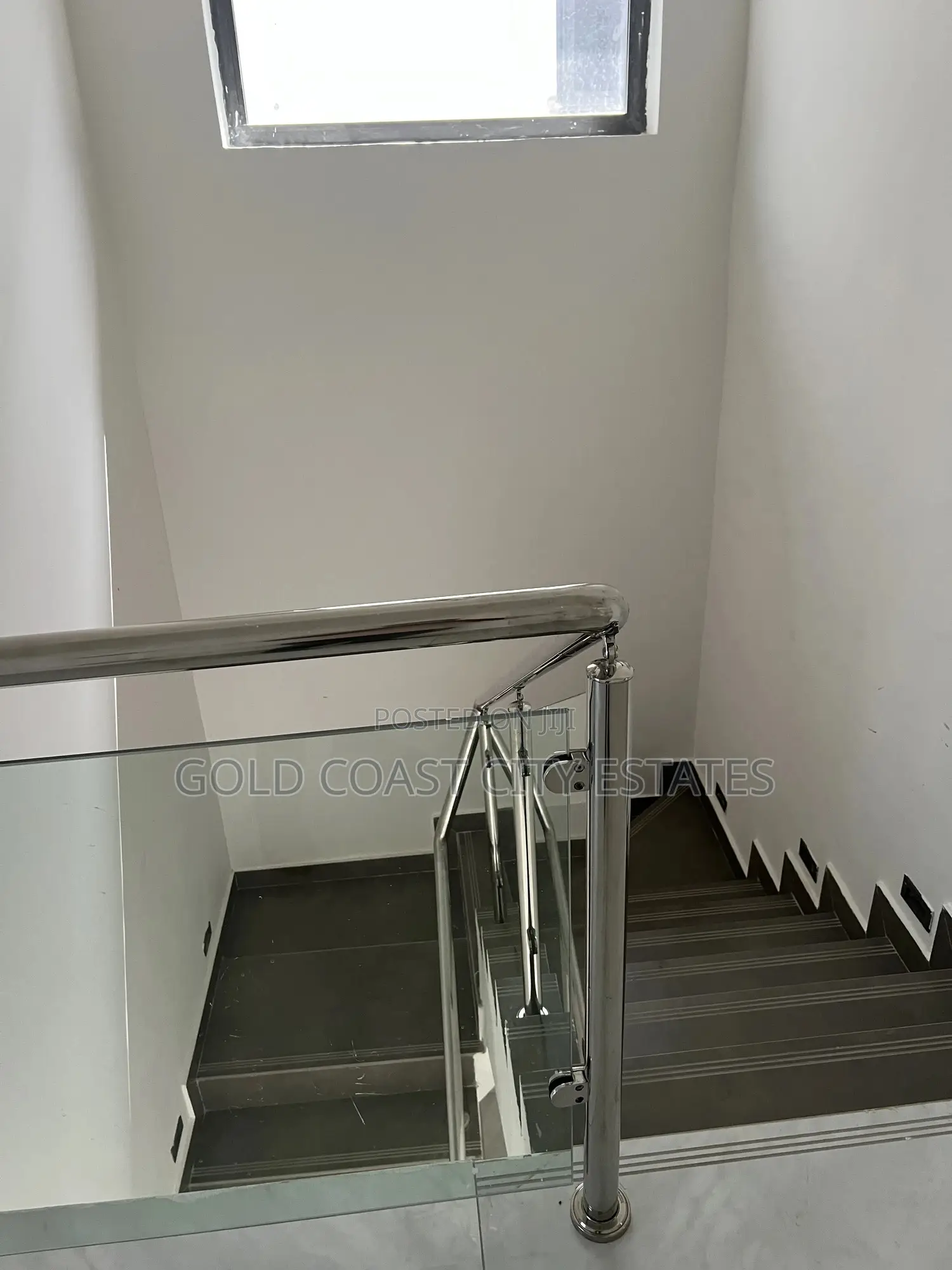 4bdrm House in Airport Residential Area for sale