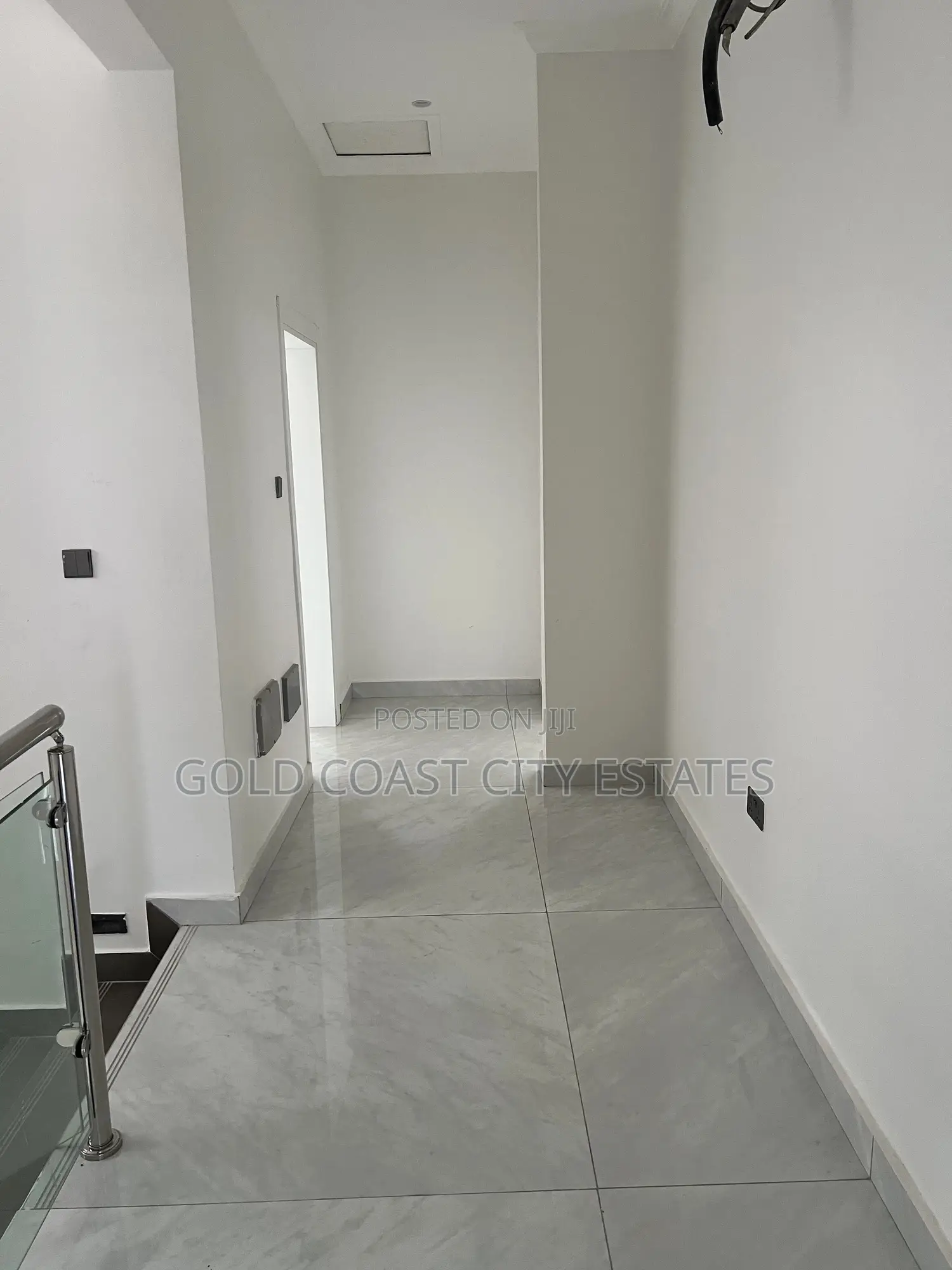 4bdrm House in Airport Residential Area for sale