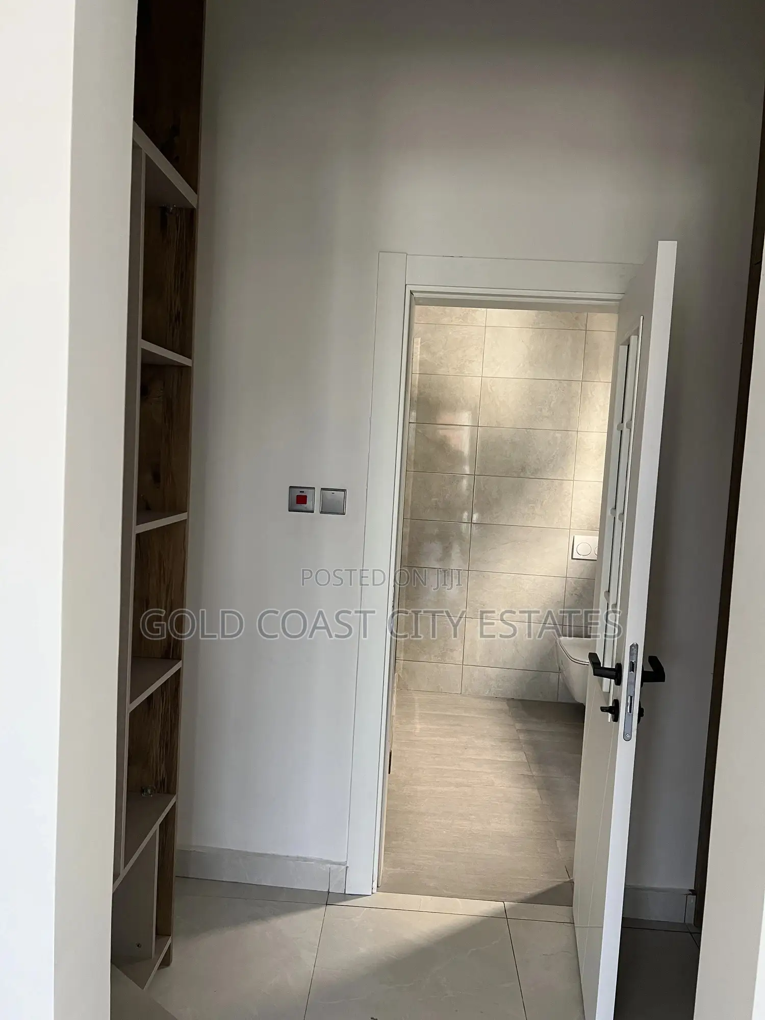 4bdrm House in Airport Residential Area for sale