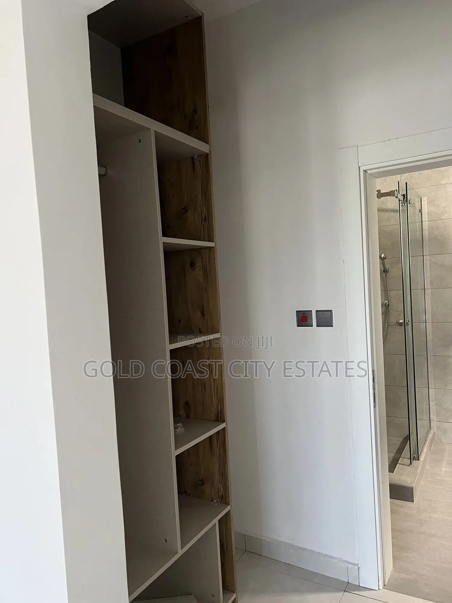 4bdrm House in Airport Residential Area for sale
