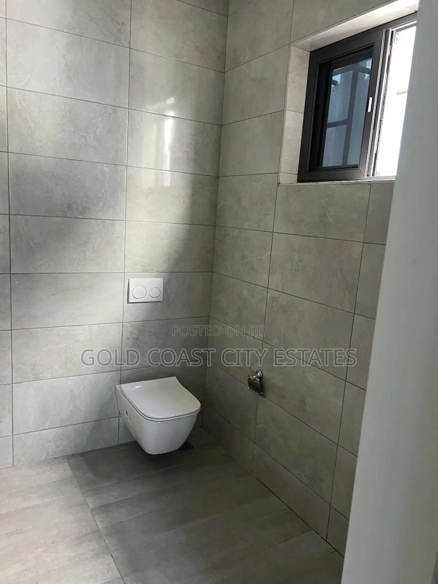 4bdrm House in Airport Residential Area for sale